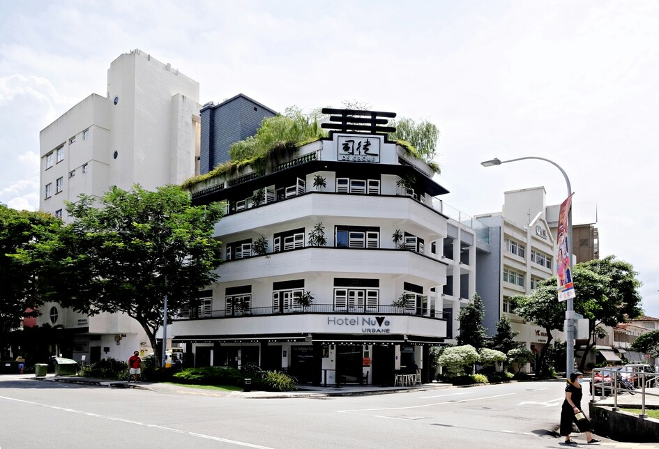 Singapore Heritage Districts : Kampong Glam heritage buildings transformed into unique boutique hotels.