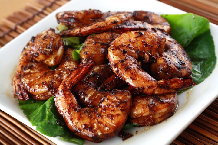 Peranakan Food Heritage SG : Traditional Peranakan Assam prawns showcasing precise cooking technique.
