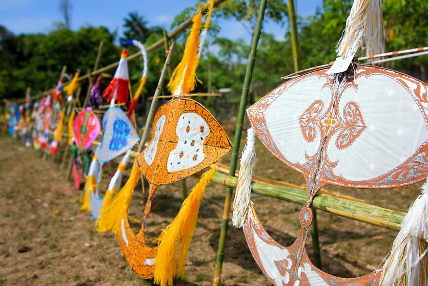 Malay Traditions in SG : Display of Wau the roots of Malay Heritage