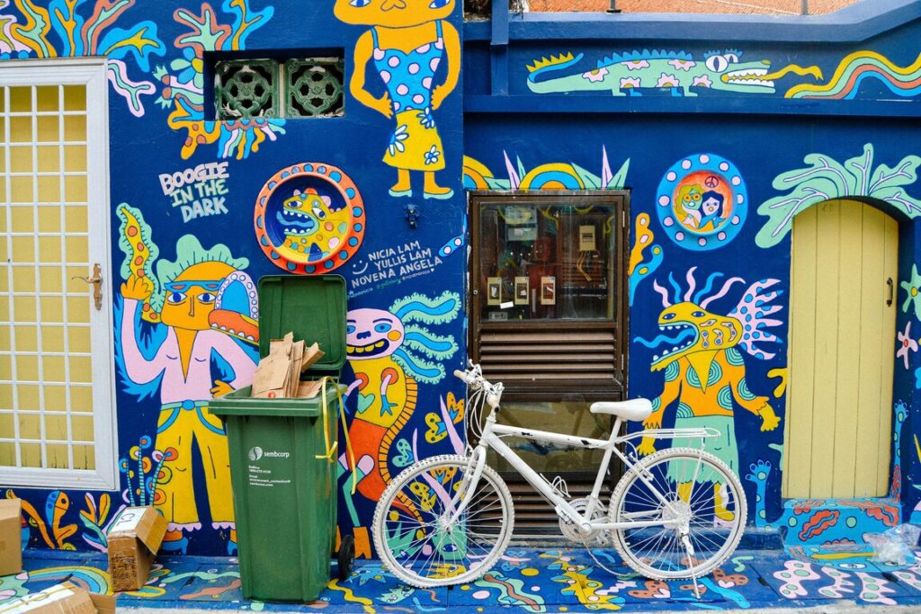 Singapore Public Art: A mural brightening a city wall in Singapore’s urban district.